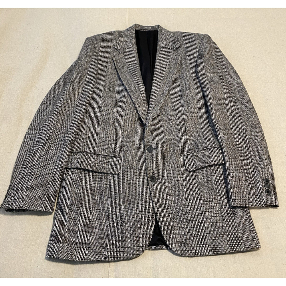 Haggar Gallery Mens Sport Coat Grey Plaid Size 40R Single Breasted Office Preppy